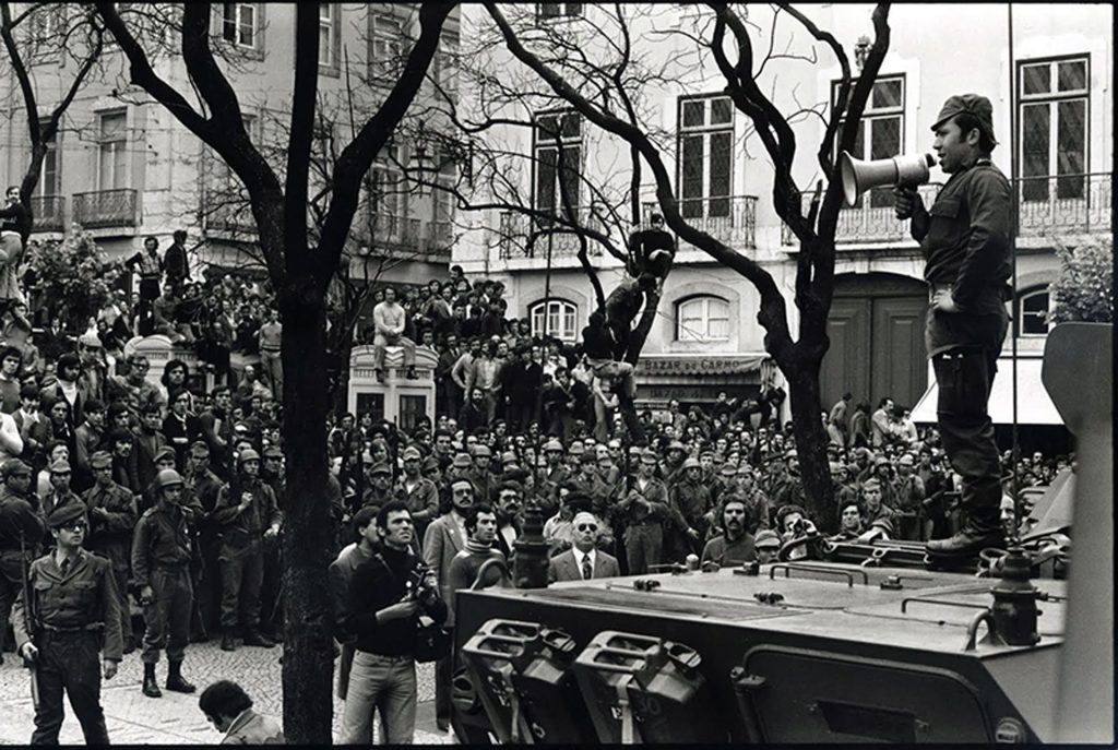 A Revolução de 25 de Abril