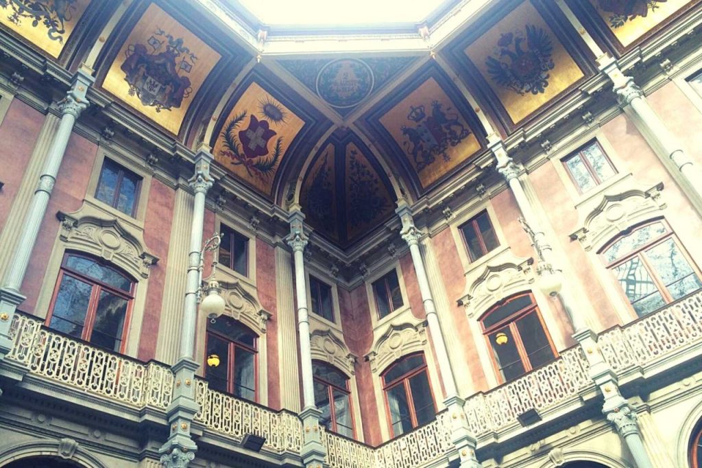 Palacio da Bolsa Porto – Unveiling Porto Tour