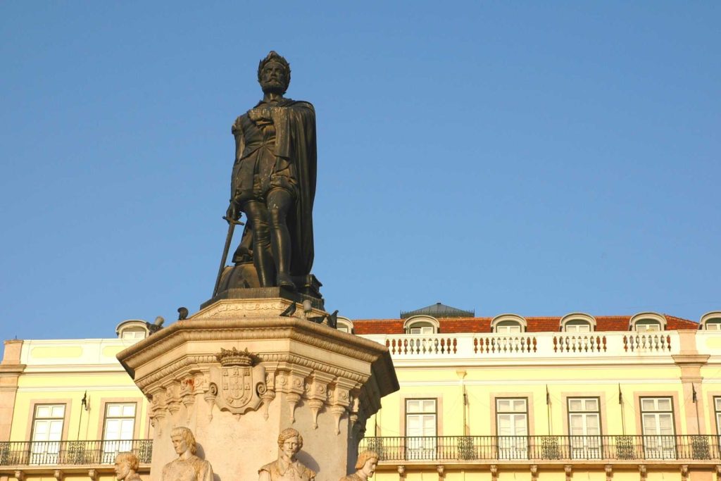 Praça Luis de Camões – Lisbon Literary Tour