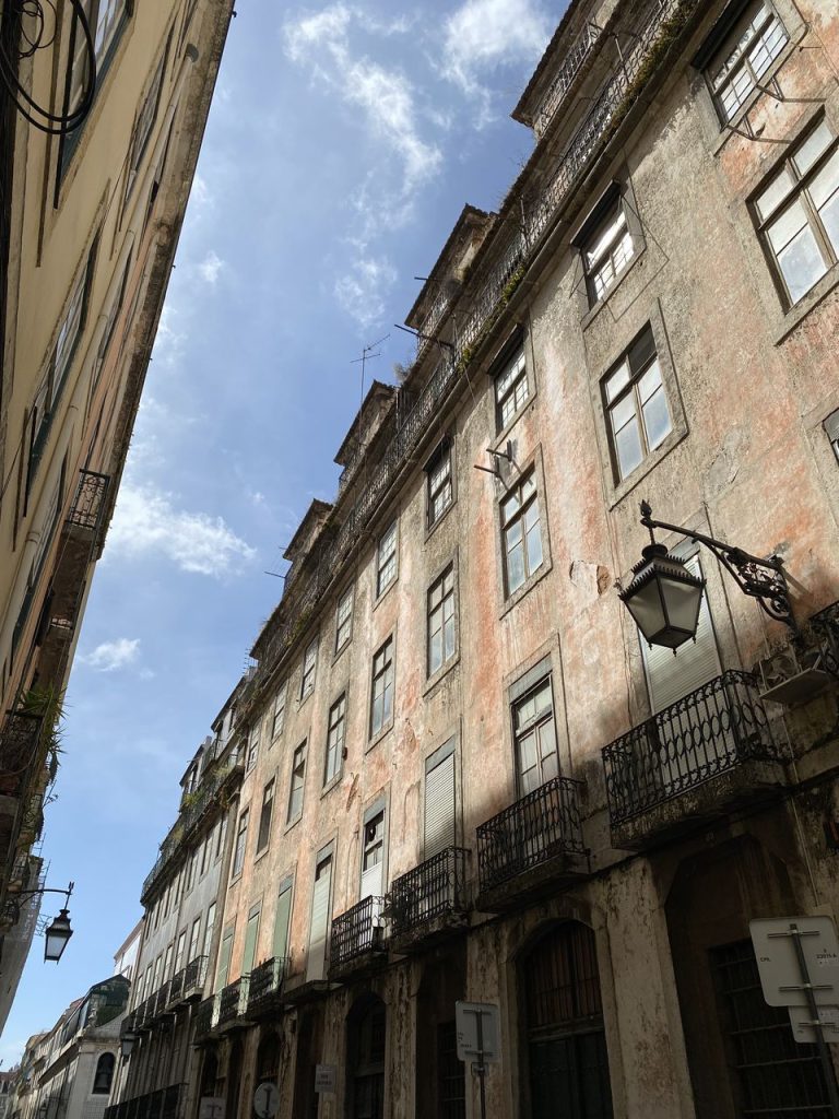 Pombaline façades in the Baixa