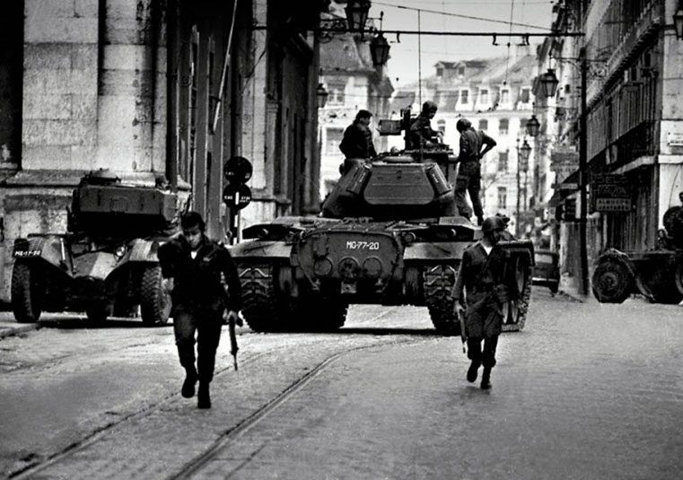 A Revolução de 25 de Abril