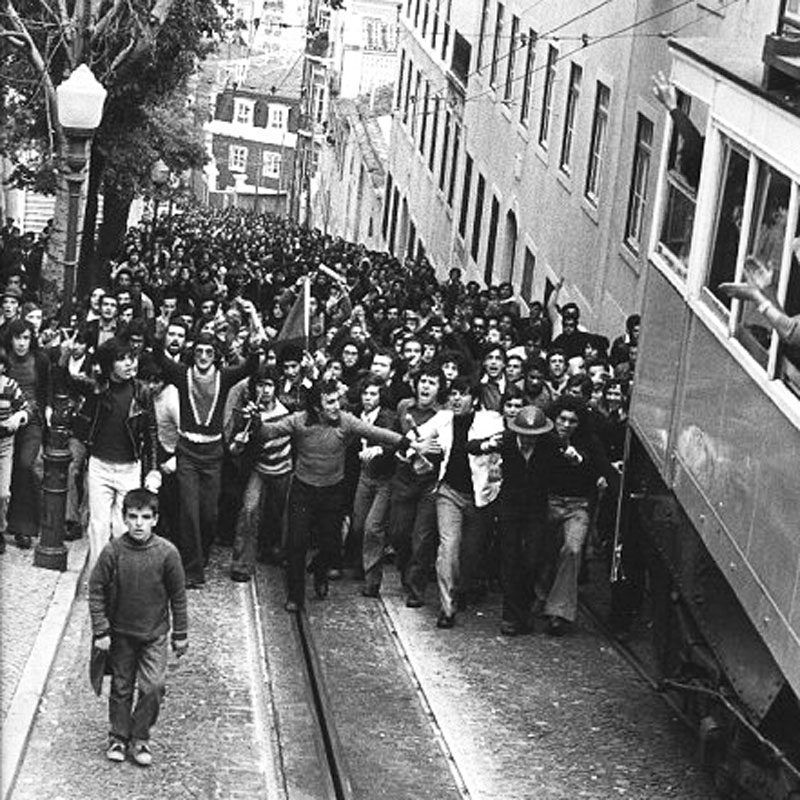 A Revolução de 25 de Abril